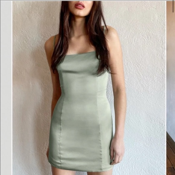 NWT! Aritzia Sunday Best Shimmer Dress - Picture 3 of 7